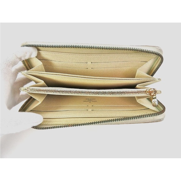 Louis Vuitton Damier Azur Canvas Wallet - Picture 7 of 16